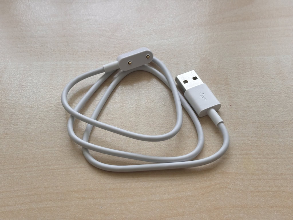 Napájecí kabel s magnetickou koncovkou