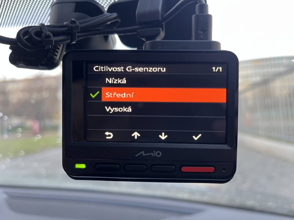 U citlivosti G-senzoru je možné vybírat ze tří stupňů.